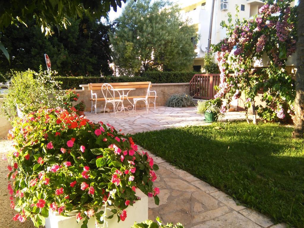 Apartments Silvija Zadar Room photo